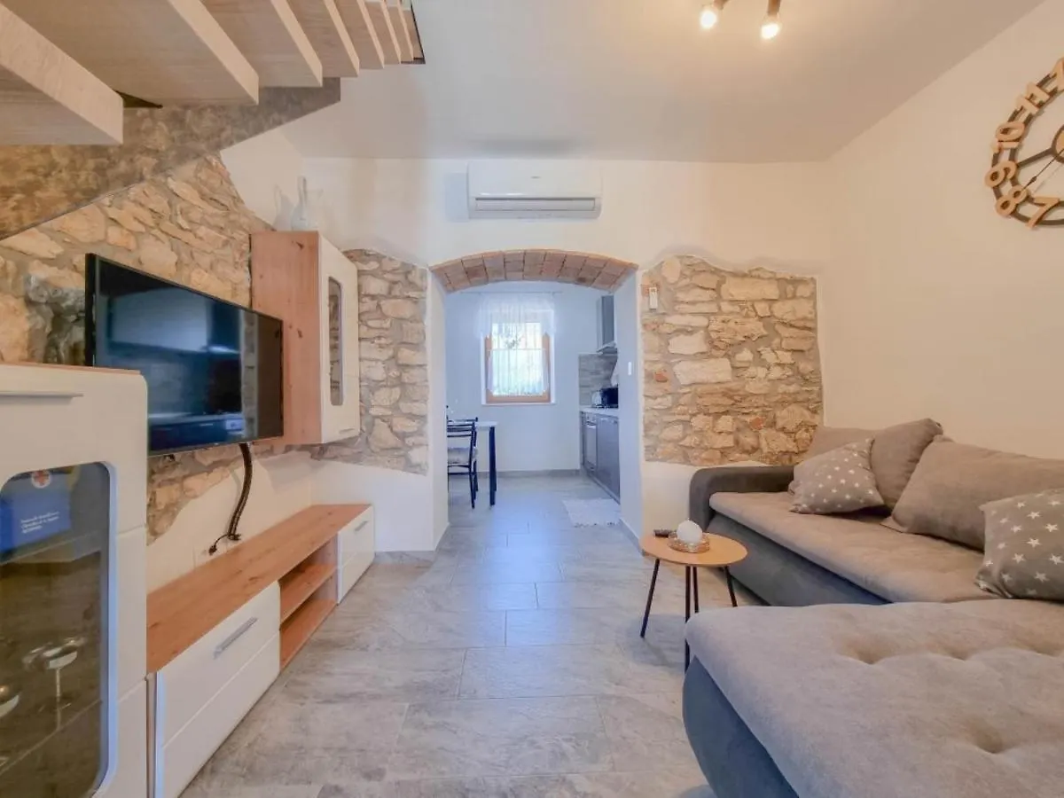 Casa Mora Apartment Novigrad