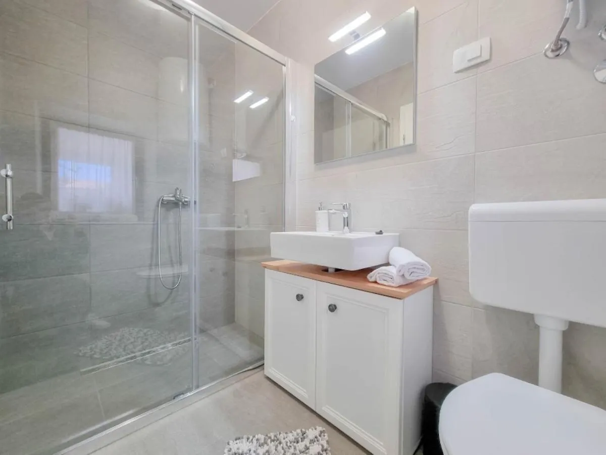 Casa Mora Apartment Novigrad  0*, Novigrad (Istria) Croatia