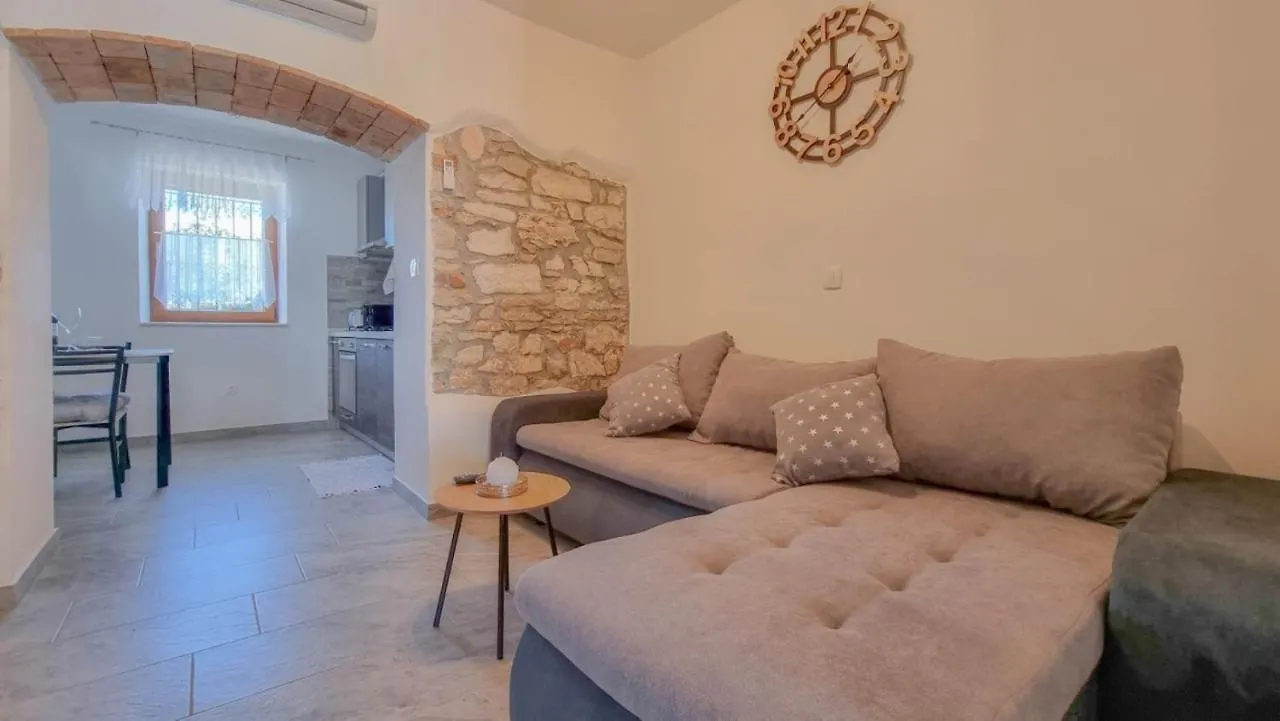 Casa Mora Apartment Novigrad
