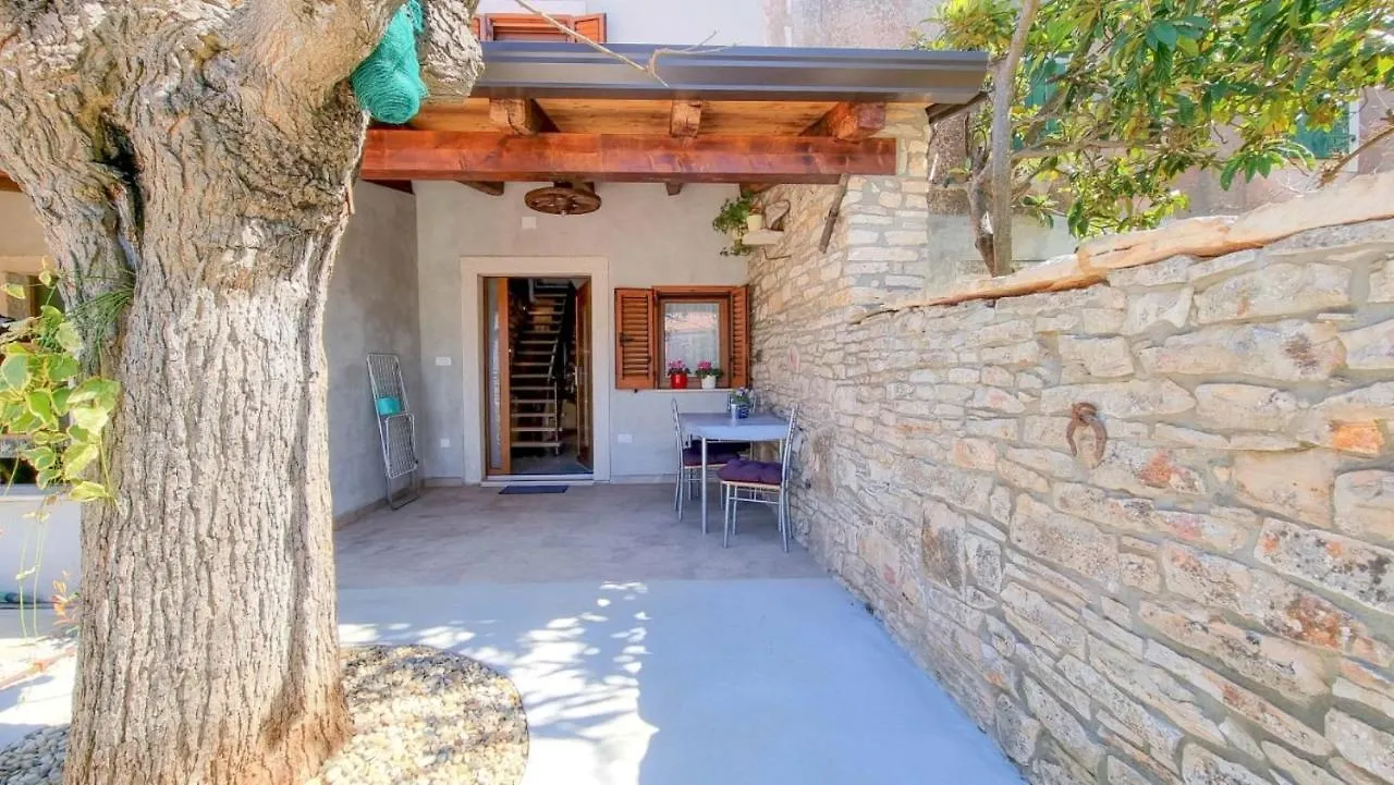 Casa Mora Apartment Novigrad  Croatia