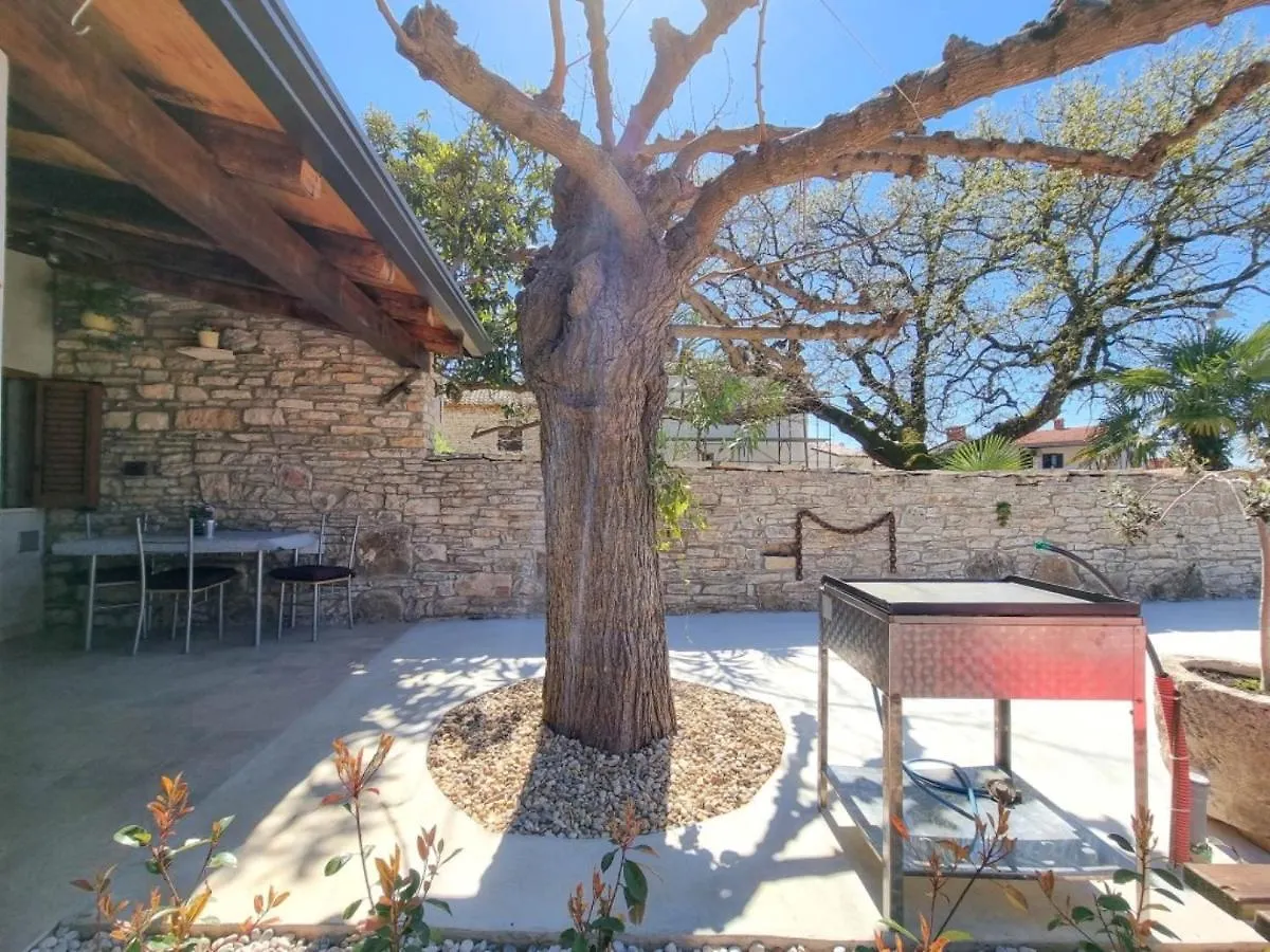 Casa Mora Apartment Novigrad